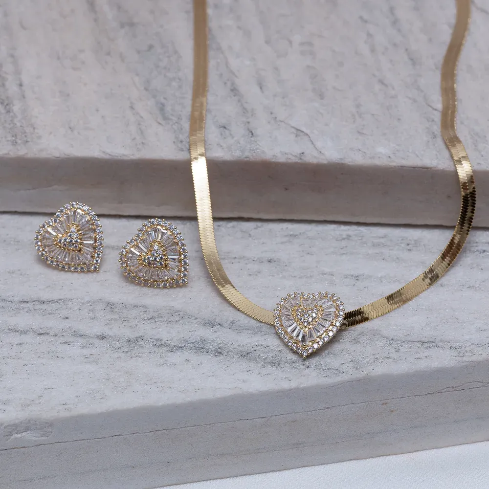 CONJUNTO FITA ESPELHADA COM CORAÇÃO CRAVEJADO BANHO OURO 18K
