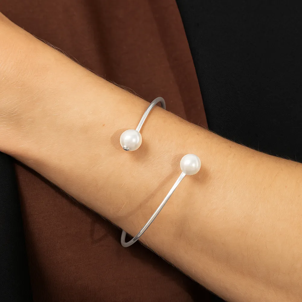 BRACELETE FINO COM PÉROLA BANHO PRATA