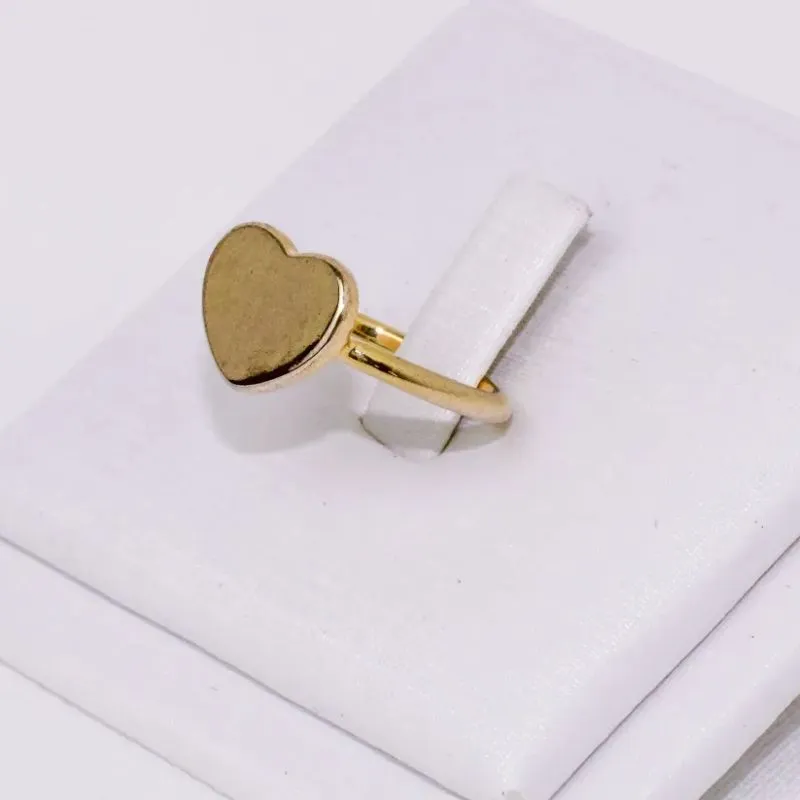 ANEL CORAÇÃO CHAPINHA LISO BANHO OURO 18K