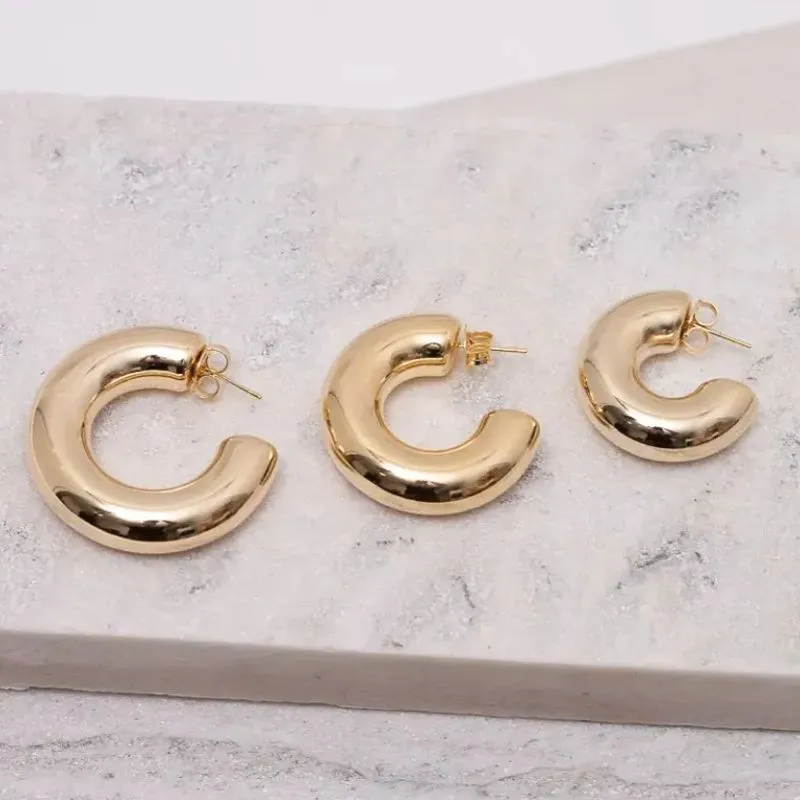 BRINCO ARGOLA GRANDE ABAULADA BANHO OURO 18K