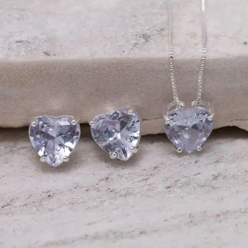 CONJUNTO CORAÇÃO PONTO DE LUZ CRISTAL BANHO PRATA CONJUNTO CORAÇÃO PONTO DE LUZ CRISTAL BANHO PRATA