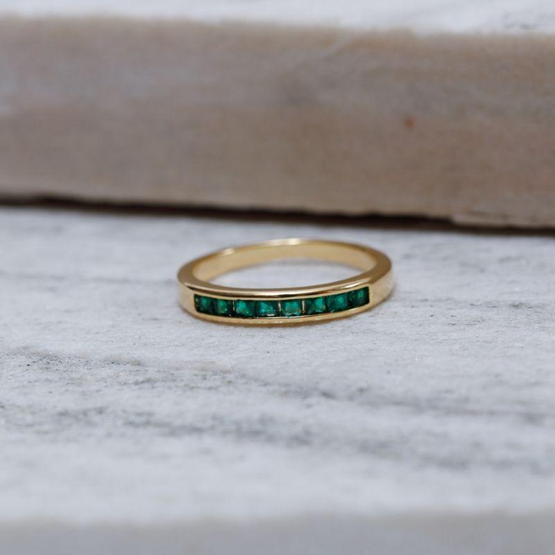 ANEL APARADOR DE ALIANÇA VERDE ESMERALDA BANHO OURO 18K