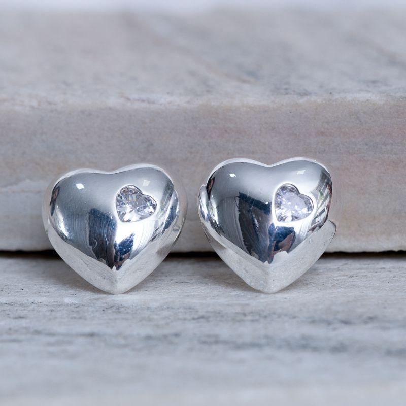 BRINCO CORAÇÃO LISO E COM PEDRACRISTAL BANHO PRATA