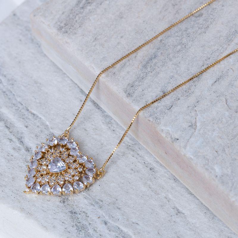 COLAR CORAÇÃO COM ZIRCÔNIAS CRISTAIS BANHO OURO 18K