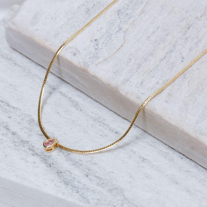 COLAR FITA COM GOTINHA DE LUZ ROSA CLARA BANHO OURO 18K