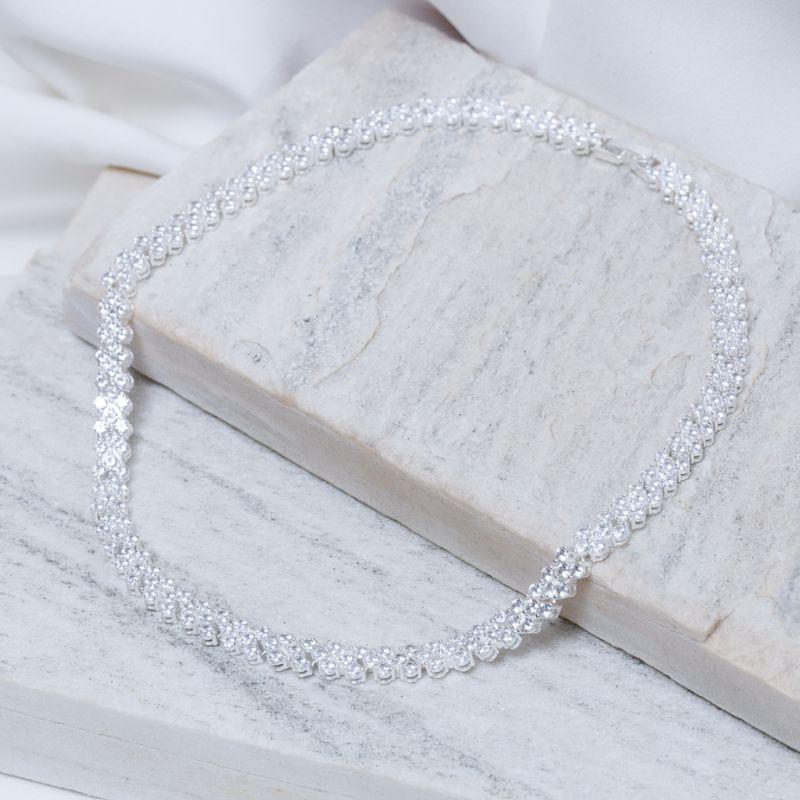 COLAR RIVIERA FLOR DE VERBENA CRISTAL BANHO PRATA