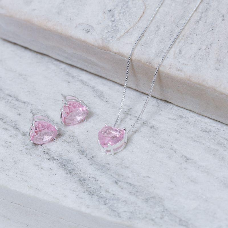 CONJUNTO CORAÇÃO PONTO DE LUZ ROSA CLARO BANHO PRATA