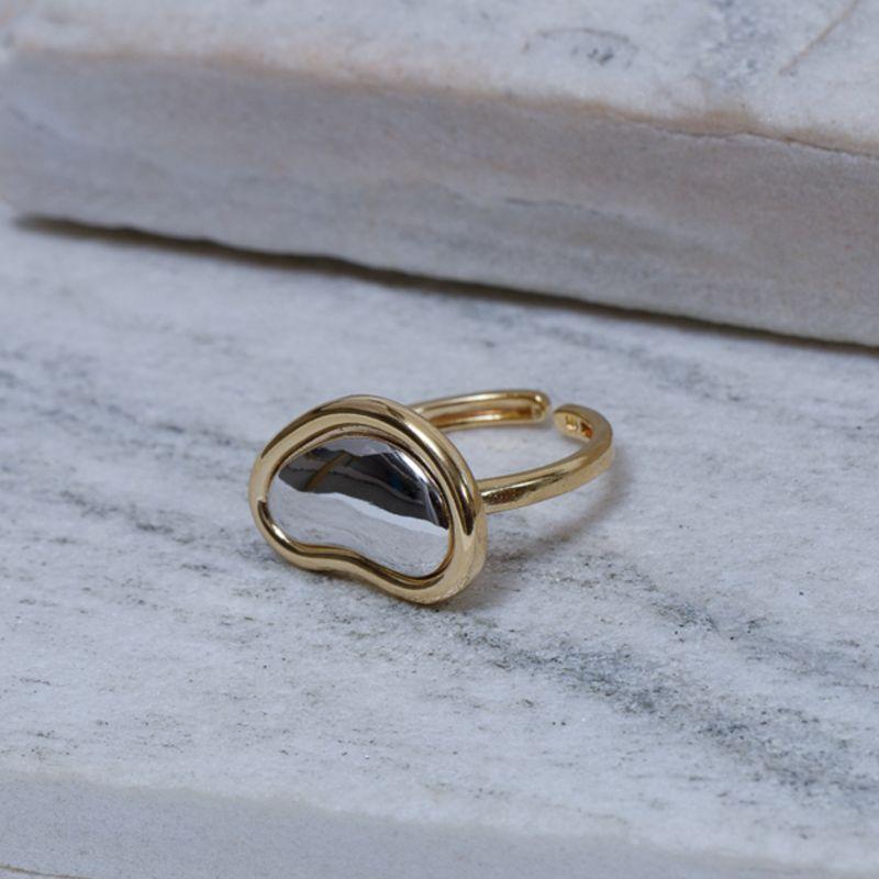 ANEL ORGÂNICO REGULÁVEL COM RÓDIO BRANCO BANHO OURO 18K