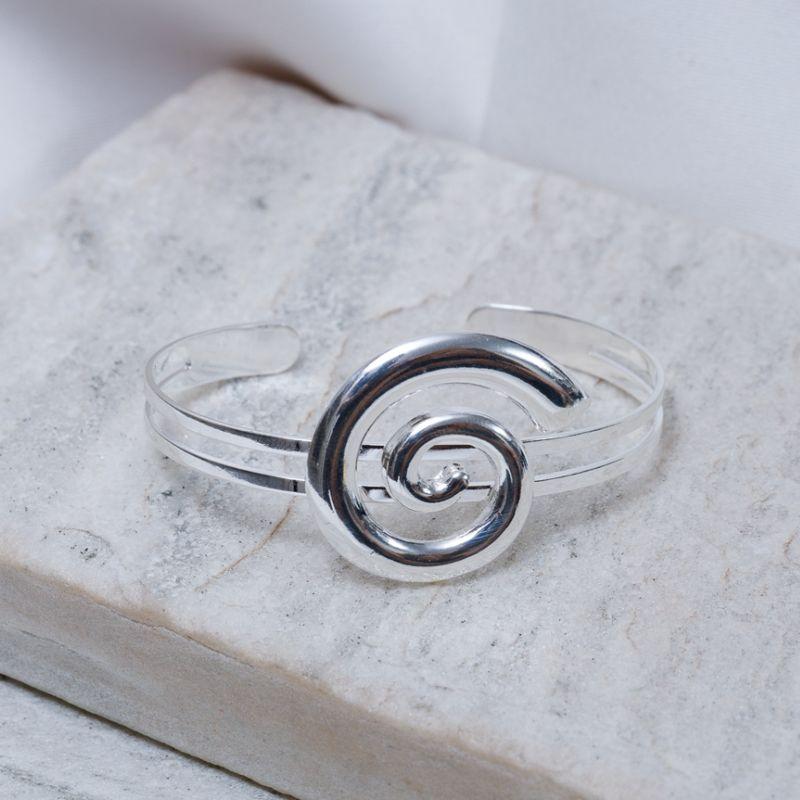 BRACELETE CONCHA ESPIRAL BANHO PRATA