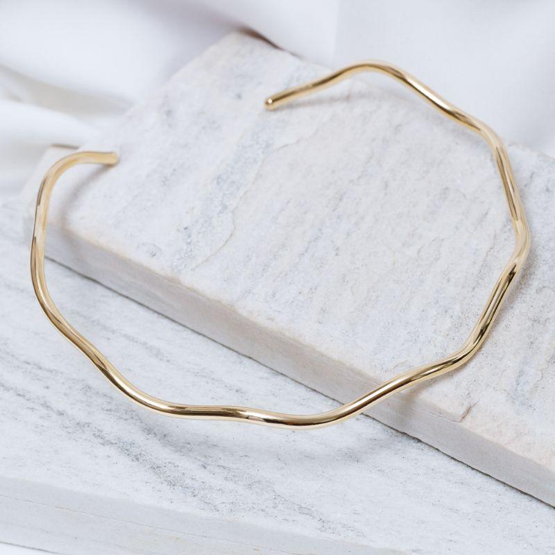 COLAR ARO ONDULADO BANHO OURO 18K