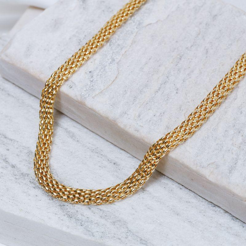 COLAR MALHA OCA ACHATADA COM FECHO BOIA BANHO OURO 18K