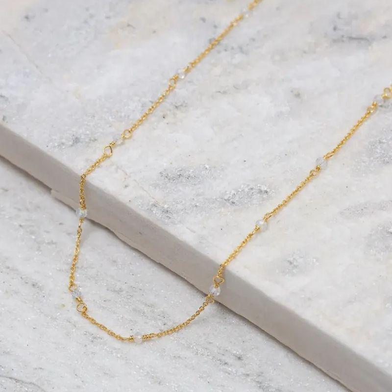 COLAR LONGO COM ZIRCÔNIAS CRISTAIS BANHO OURO 18K