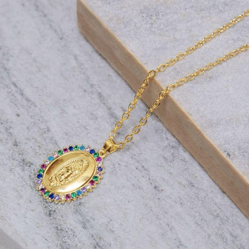 COLAR RELIGIOSO COM ZIRCÔNIA COLORIDO BANHO OURO 18K