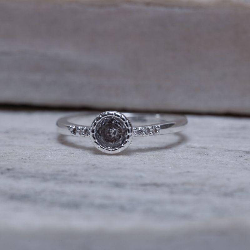 ANEL BOLINHA DIAMANTADA COM CRISTAL BANHO PRATA