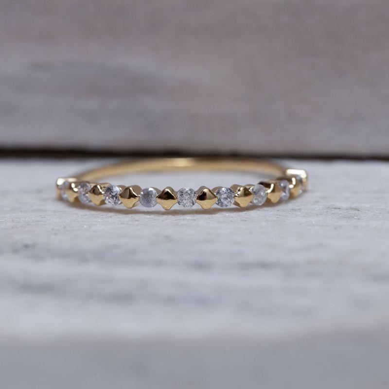 ANEL DELICADO COM BOLINHAS CRISTAIS BANHO OURO 18K