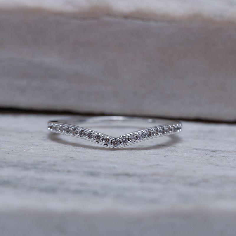 ANEL ONDINHA DO MAR COM CRAVEJADA BANHO PRATA