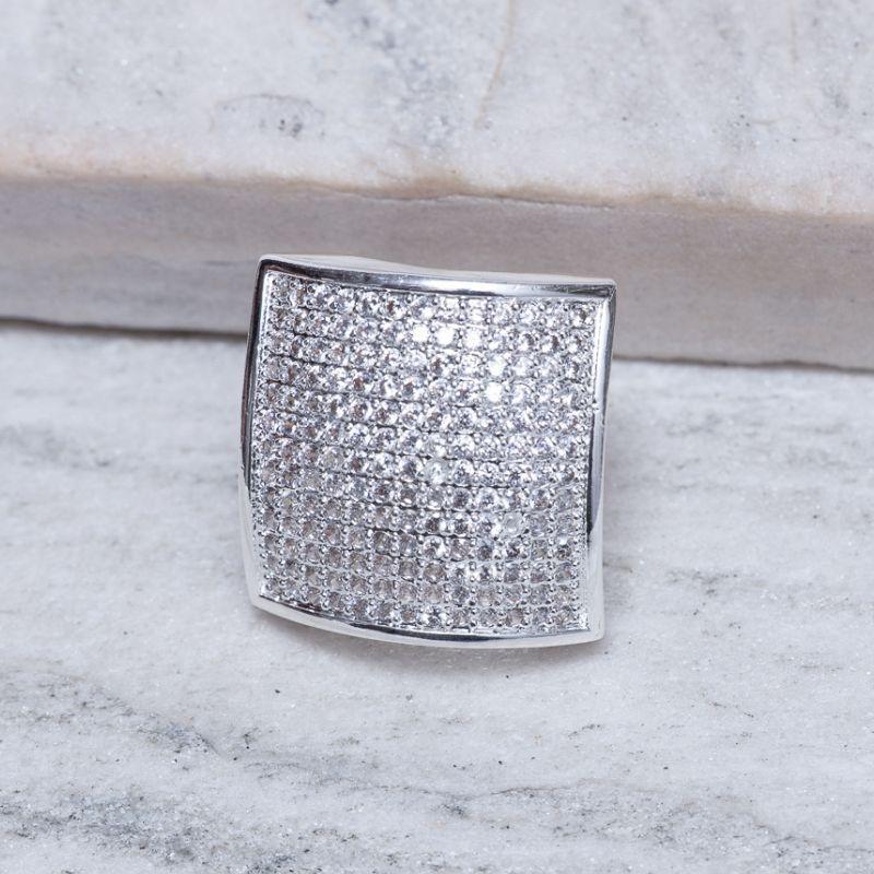 ANEL QUADRADO G CRAVEJADO COM ZIRCÔNIAS BANHO PRATA