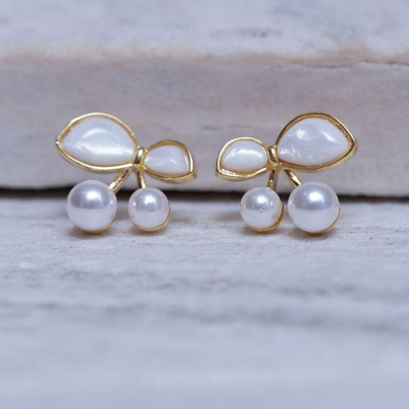 BRINCO CHERRY COM PÉROLAS BANHO OURO 18K