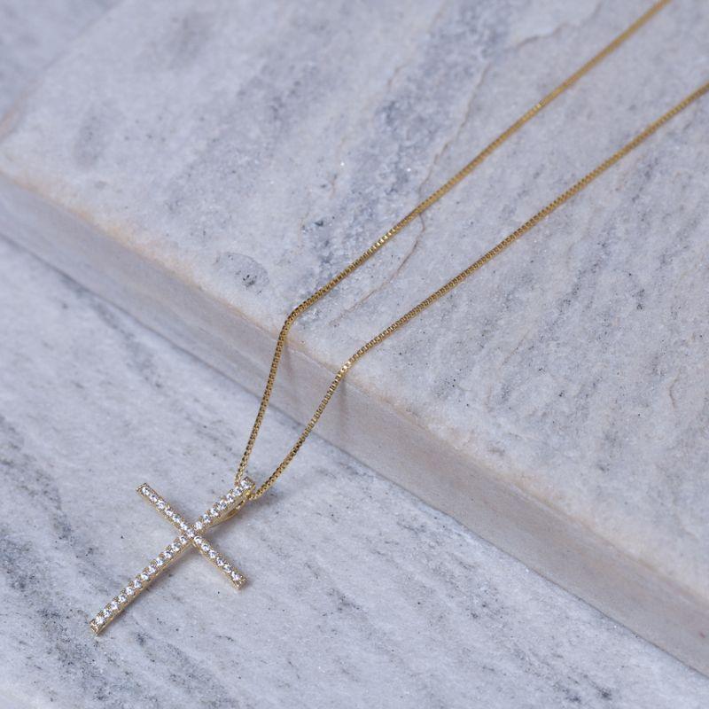 COLAR CRUZ FINA CRISTAL BANHO OURO 18K