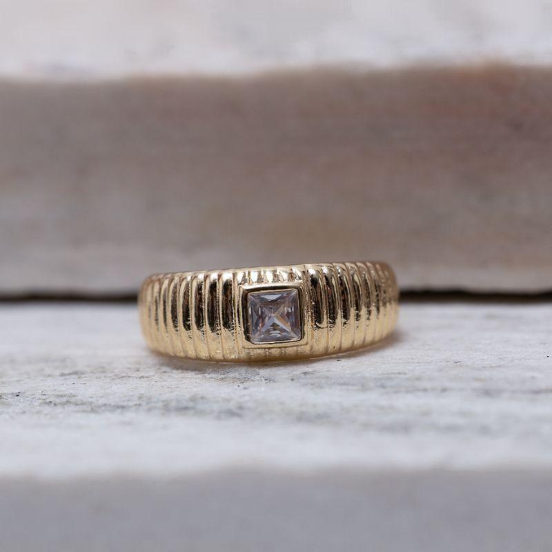 ANEL CARACOL COM PONTO DE LUZ QUADRADO BANHO OURO 18K