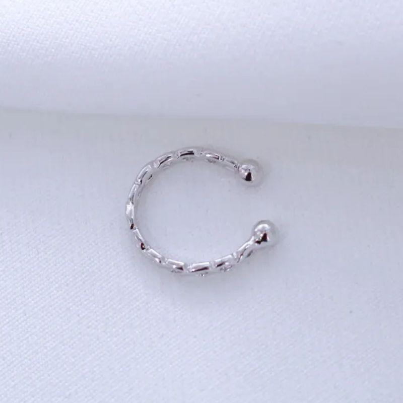 BRINCO FAKE ARGOLA TRABALHADA P BANHO PRATA