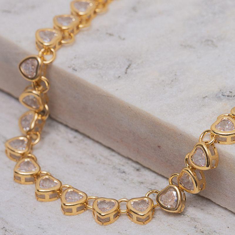 CHOKER CORAÇÃO COM ZIRCÔNIAS CRISTAIS BANHO OURO 18K