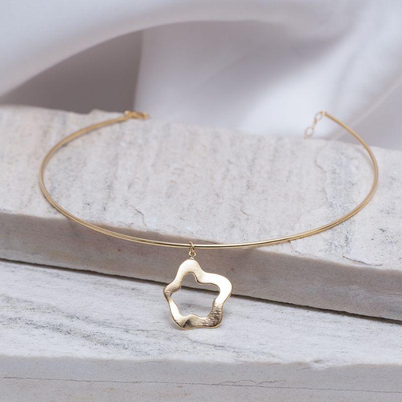 COLAR ARO COM PINGENTE ORGÂNICO BANHO OURO 18K