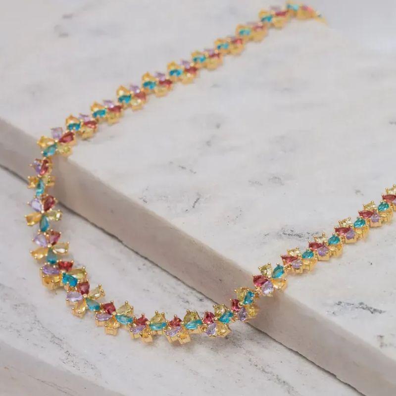 COLAR FLOR COM ZIRCÔNIAS COLORIDAS BANHO OURO 18K