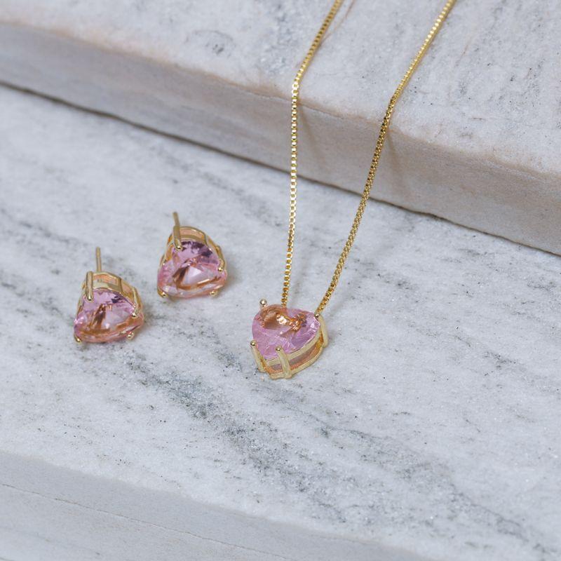CONJUNTO CORAÇÃO PONTO DE LUZ ROSA CLARO BANHO OURO 18K