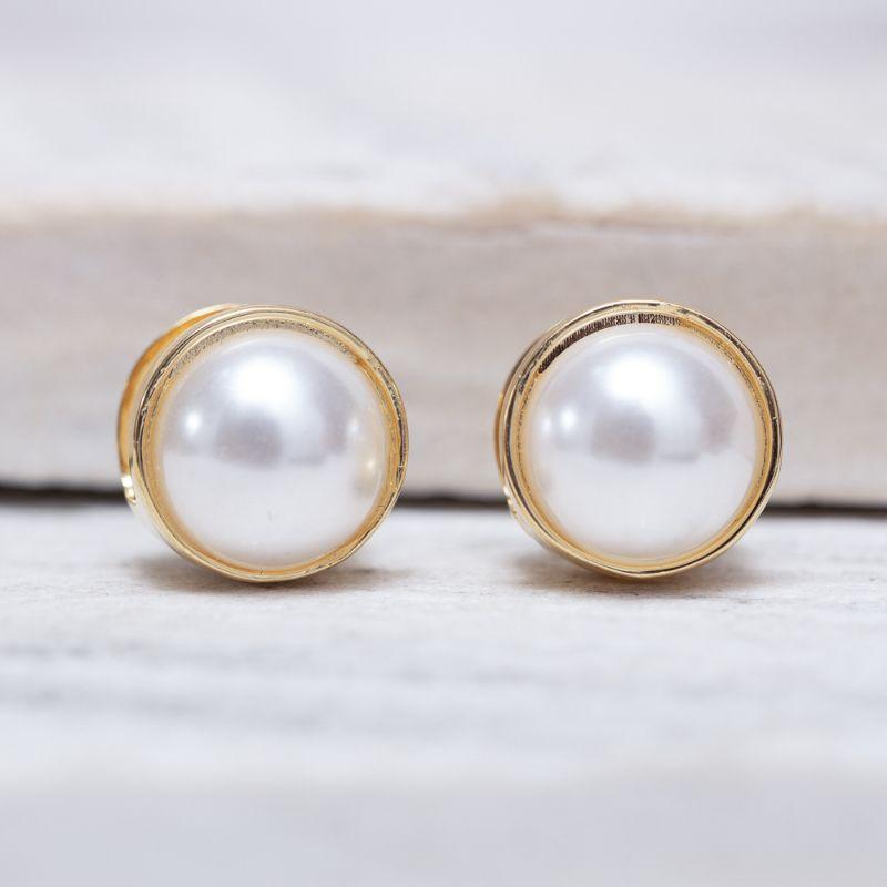 BRINCO ARGOLA REDONDA COM PÉROLA BANHO OURO 18K