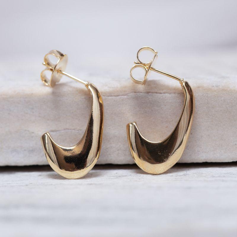 BRINCO MEIA ARGOLA ABAULADA BANHO OURO 18K