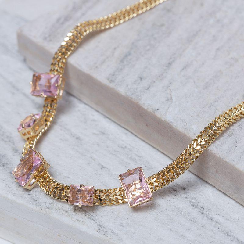 COLAR CORRENTE LACRAIA COM PEDRAS ROSA CLARO BANHO OURO 18K