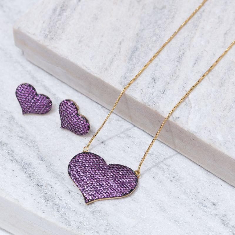 CONJUNTO CORAÇÃO COM ZIRCÔNIAS PINK BANHO OURO 18K