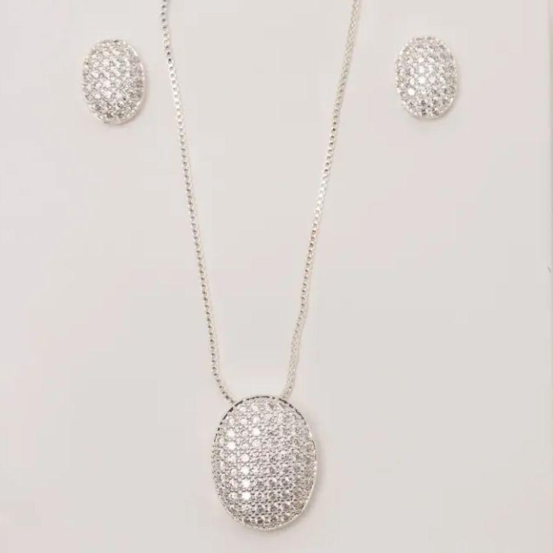 CONJUNTO BRINCO E COLAR OVAL CRAVEJADOS COM ZIRCÔNIAS CRISTAIS BANHO PRATA