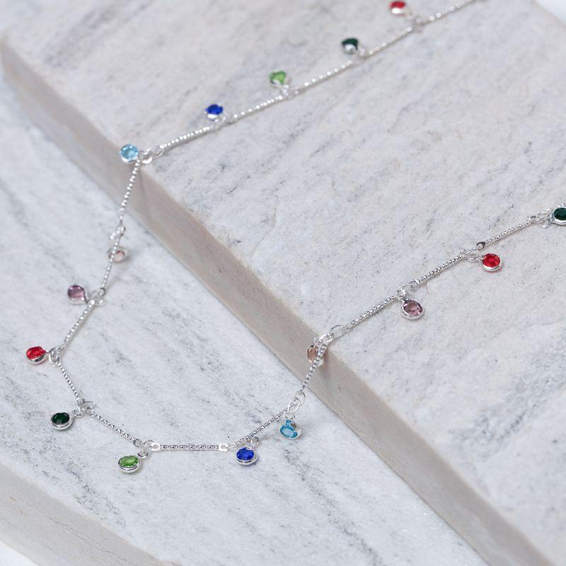 CHOKER COM CRISTAIS COLORIDOS BANHO PRATA