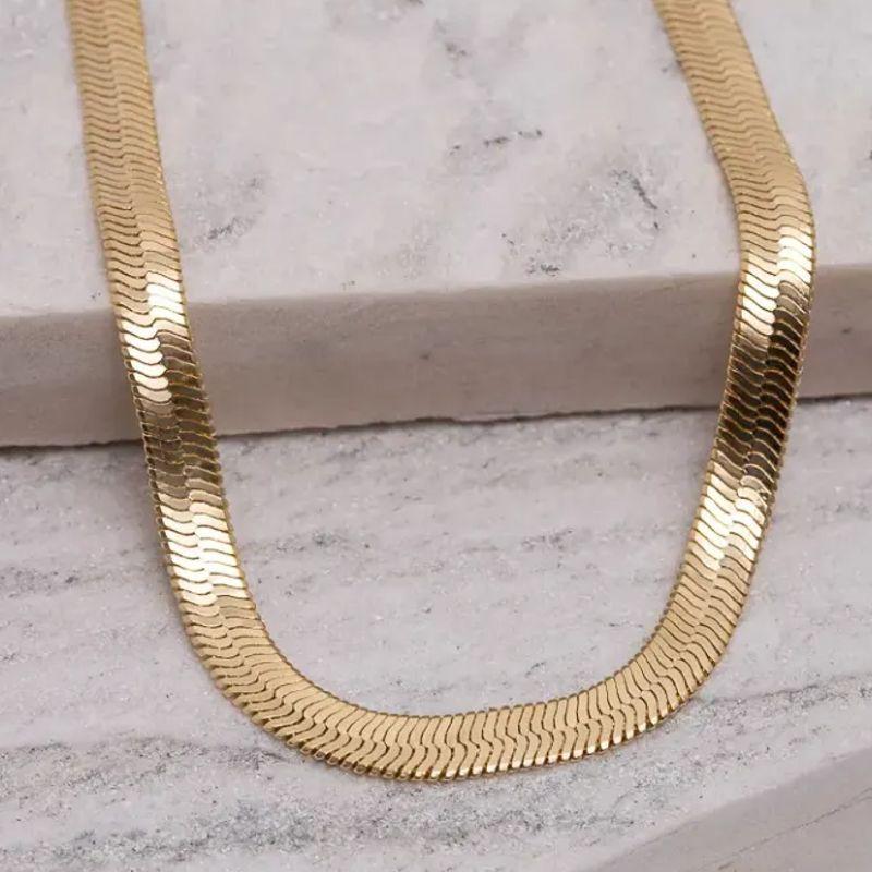CHOKER FITA GROSSA LAMINADA BANHO OURO 18K
