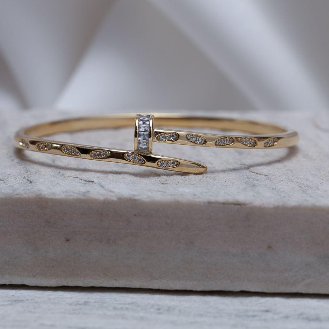 BRACELETE PREGO CRAVEJADO CRISTAL BANHO OURO 18K
