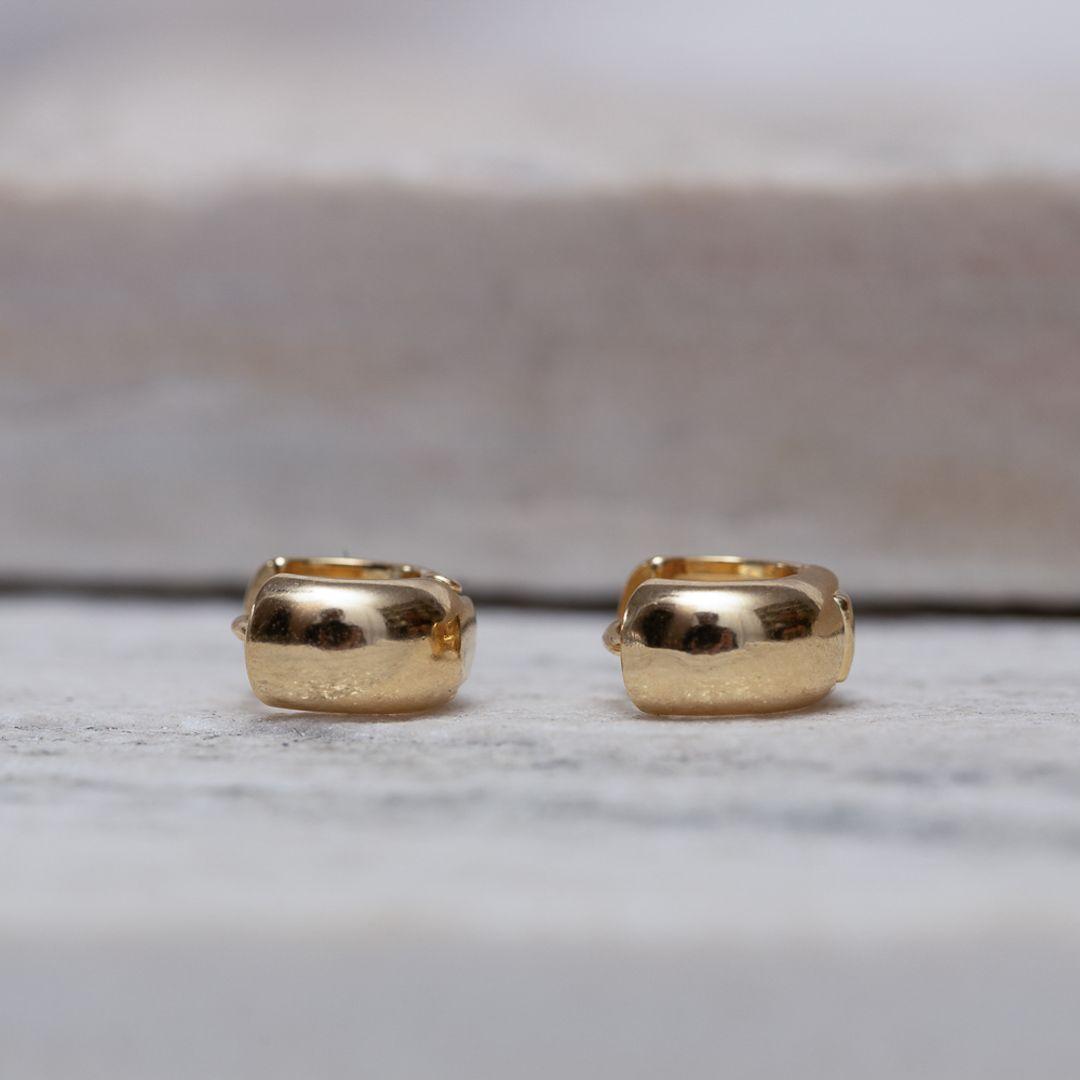 BRINCO ARGOLA P LISA BANHO OURO 18K