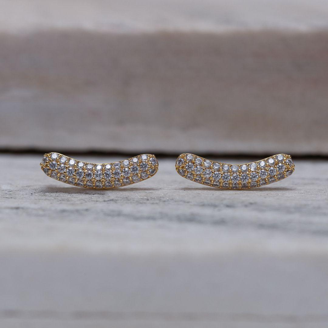 BRINCO EAR CUFF CRAVEJADO BANHO OURO 18K