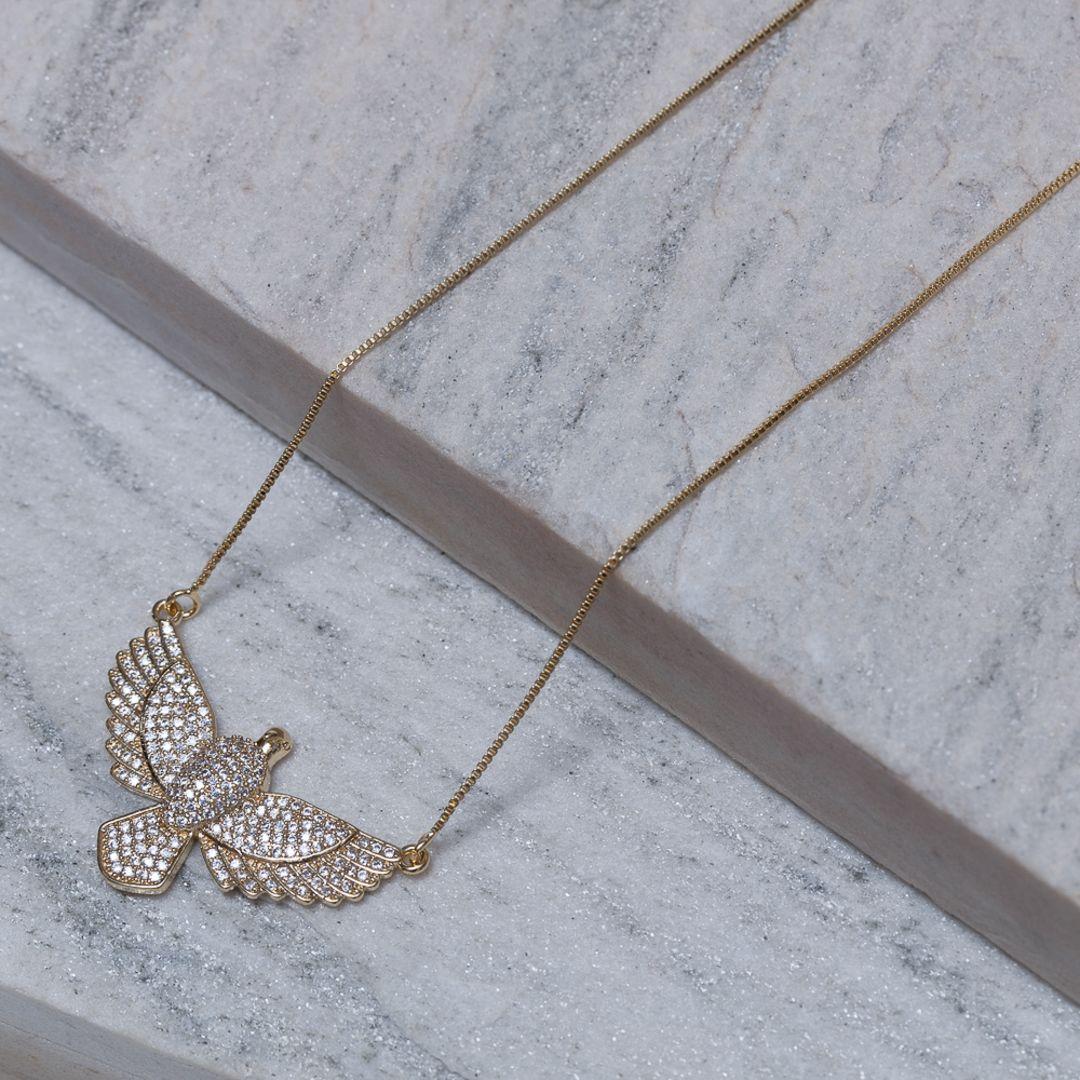 COLAR ESPÍRITO SANTO CRAVEJADO CRISTAL BANHO OURO 18K