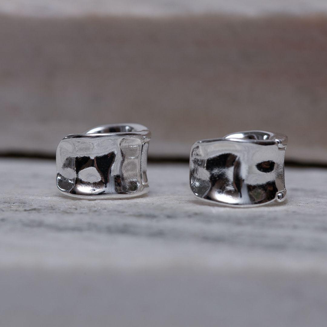 BRINCO ARGOLA CÔNCAVA CT BANHO OURO 18K