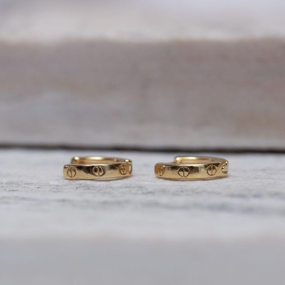 BRINCO ARGOLINHA CARTIER P OURO 18K